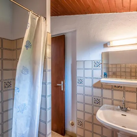 Dami I-2 By Interhome *